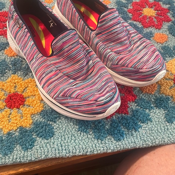 Skechers Go/Walk 4 slip ons - Picture 1 of 8